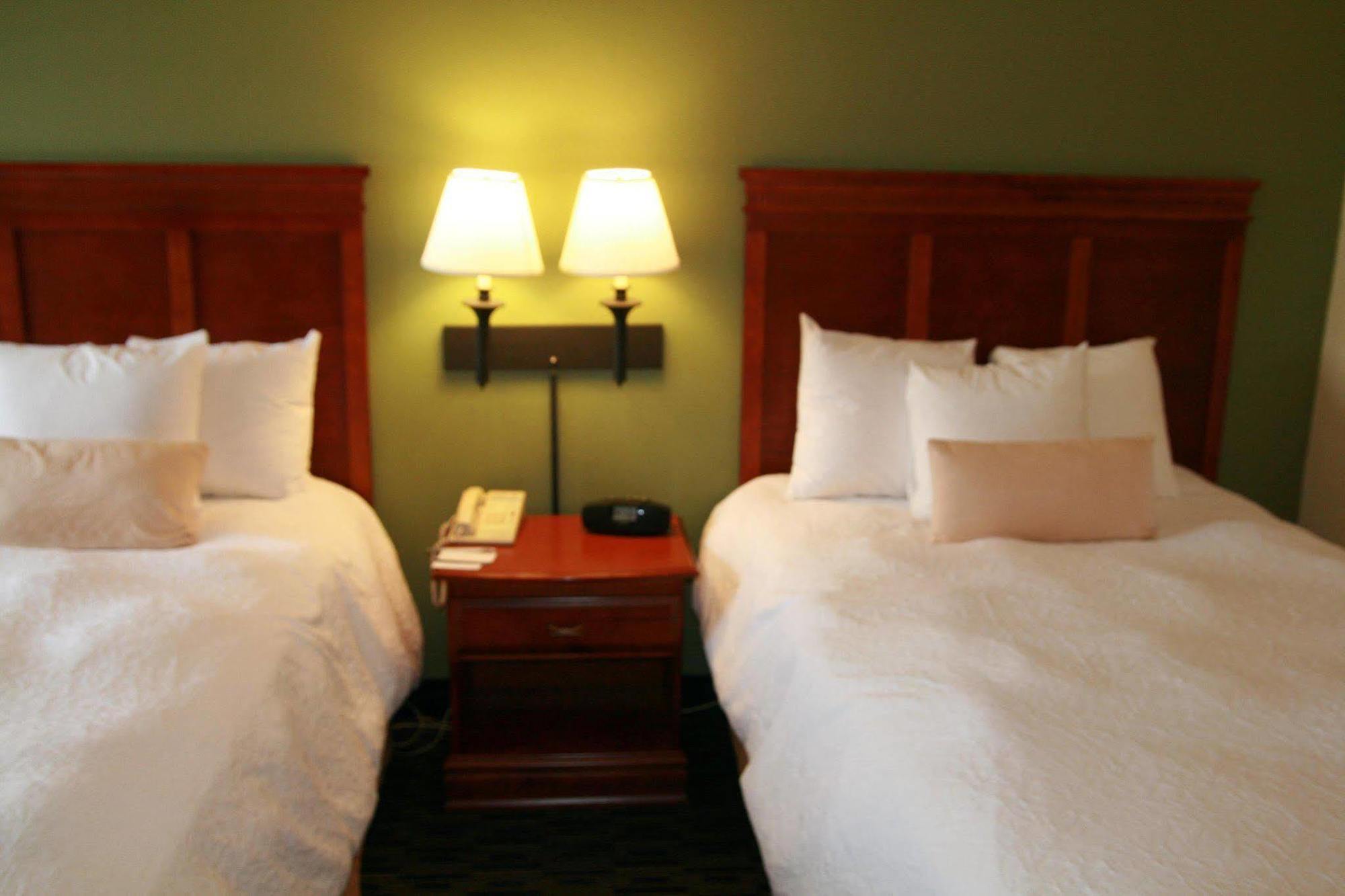 Hampton Inn & Suites Valley Forge/Oaks Phoenixville Bilik gambar